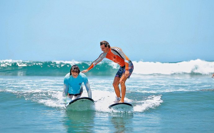 Где учиться серфингу | Эксперты | GQ Travel
