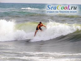 Серфинг на Черном море в Благовещенской